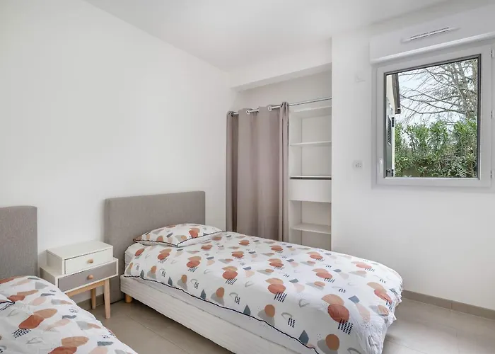 Appartement Moderne Pour 4 Situe A La Baule