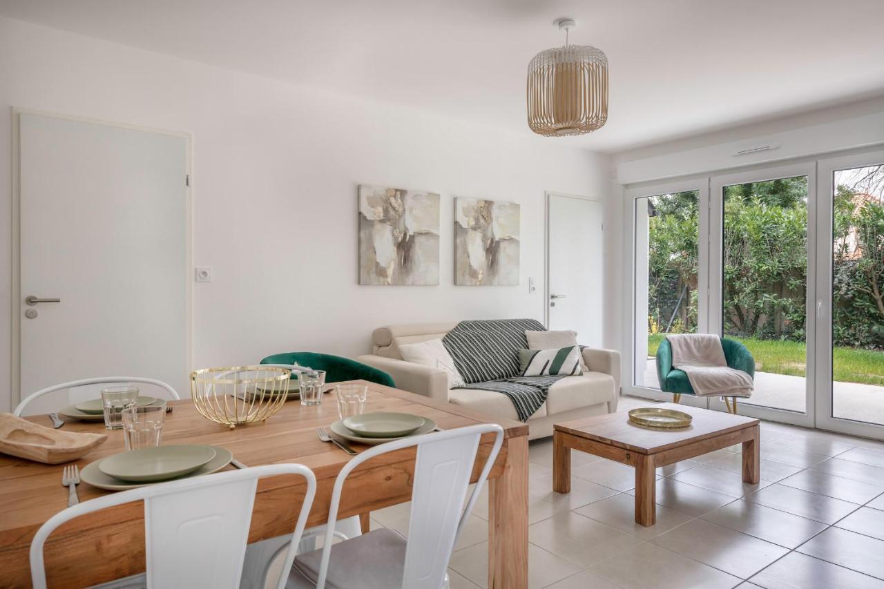 Moderne Pour 4 Situe A La Baule-Escoublac
